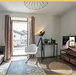 Апартаменты Le Brick & Wood I T2 I